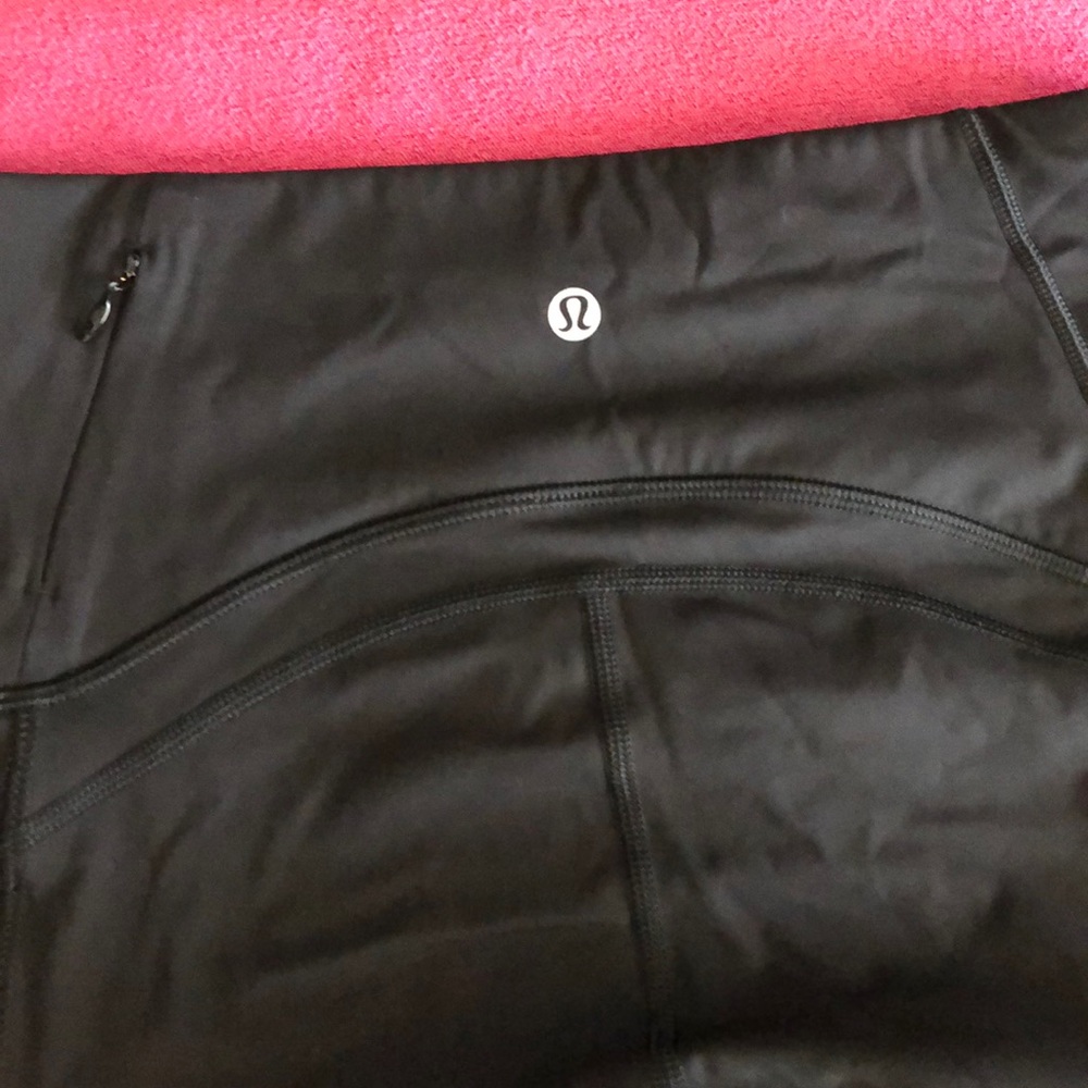 Lululemon yoga pants